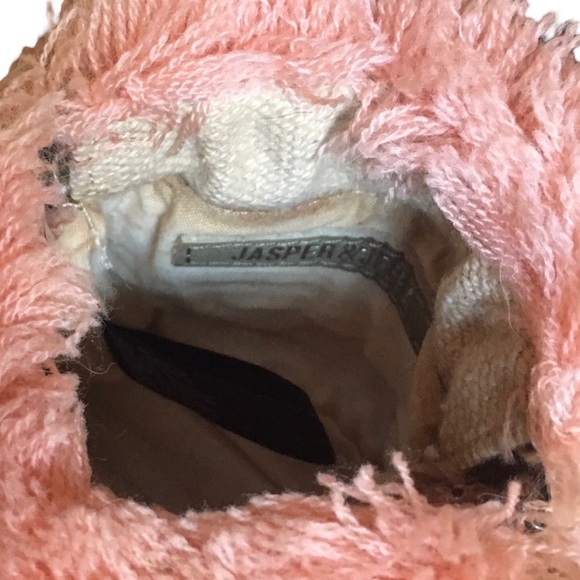 Jasper and Jeera Anthropologie fuzzy coin purse - Picture 7 of 7